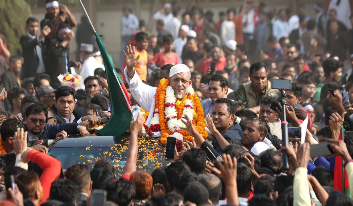 ১৭ বছর পর কারামুক্ত লুৎফুজ্জামান বাবর