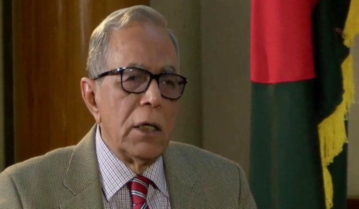 থাইল্যান্ডে গেছেন সাবেক রাষ্ট্রপতি আবদুল হামিদ