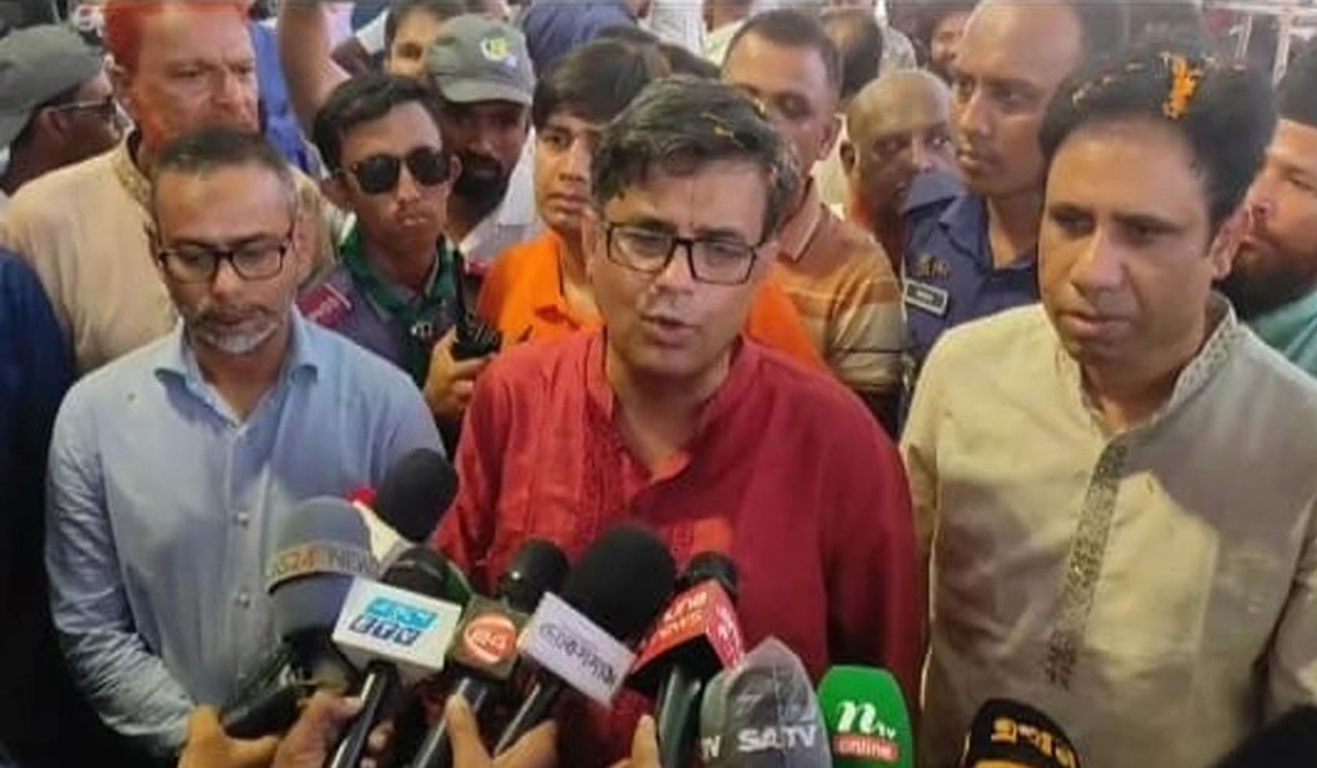 আ. লীগ নিষিদ্ধের বিষয়ে আলোচনা করতেই জরুরি বৈঠক : প্রেসসচিব